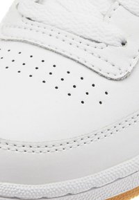 Reebok Classic CLUB C TENNIS - Baskets basses - white