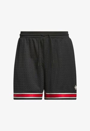 Schwarze Mesh-Trainingsshorts mit elastischem Bund, Kordelzug, roten und weißen Streifen an den Beinabschlüssen und kleinem weißem Adidas-Logo am linken Bein.