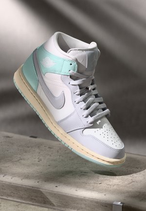 AIR JORDAN 1 MID - Augsti sporta apavi - sail/neutral grey/igloo/coconut milk