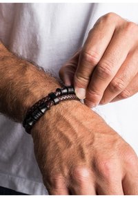 Akitsune - GRACILITAS  - Bracelet - black brown Thumbnail Image 1