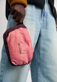 Não selecionado, pink agave