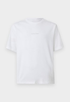 Weißes T-Shirt mit kurzen Ärmeln, Rundhalsausschnitt und dezent gesticktem Calvin Klein-Logo auf der Brust.