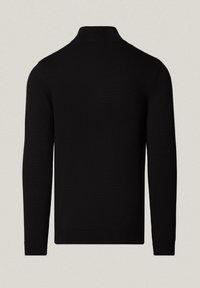 Czarny sweter dziany z wysokim kołnierzem, ściągaczami na mankietach i dole. Bezszwowy fason o gładkiej fakturze. Widok z tyłu ukazuje dopasowaną sylwetkę.