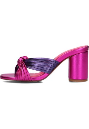 Open-toe mules met een paarse en roze metallic satijnen afwerking. Voorzien van een geknoopte voorkant en een chunky roze hak. Strakke, gladde textuur.
