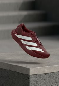 Non sélectionné, shadow red/off white/iron metallic