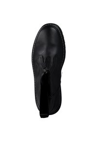 Stivale in pelle nera con chiusura a zip, caratterizzato da un design elegante, punta tondeggiante e cuciture bianche lungo il bordo per contrasto.