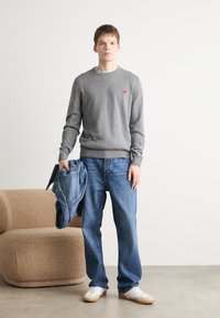 HUGO SAN CASSIUS - Strickpullover - medium grey