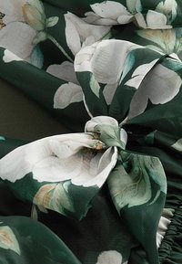 Laura Ashley Kokteiļkleita/ballīšu kleita - green