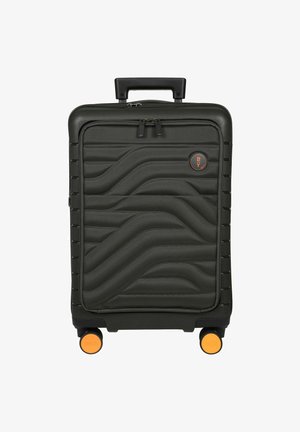 Hartschalenkoffer in Dunkelgrün mit glatter, strukturierter Oberfläche, die wellenförmige Linien und orangefarbene Akzente an den Rollen und dem Logo aufweist. Vier Rollen.