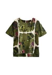 Kwiatowa bluzka z krótkim rękawem w kolorze zielonym, wykonana z teksturowanej tkaniny z kremowymi akcentami i pudełkowym fasonem. Wyróżniająca się żywym różowym i fioletowym nadrukiem.