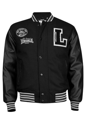Sort varsityjakke med læderærmer, hvid broderi, stribede ribbede manchetter og talje, medlogo patches foran.
