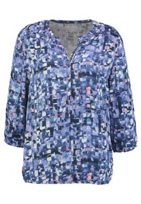Koszula z guzikami w kolorach fioletowym i niebieskim z abstrakcyjnym wzorem geometrycznym; ma okrągły dekolt i bufiaste rękawy o długości 3/4.