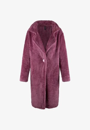 Abrigo de felpa de manga larga en un profundo púrpura, con cuello de muesca y cierre de un solo botón, hecho de una suave tela texturizada.
