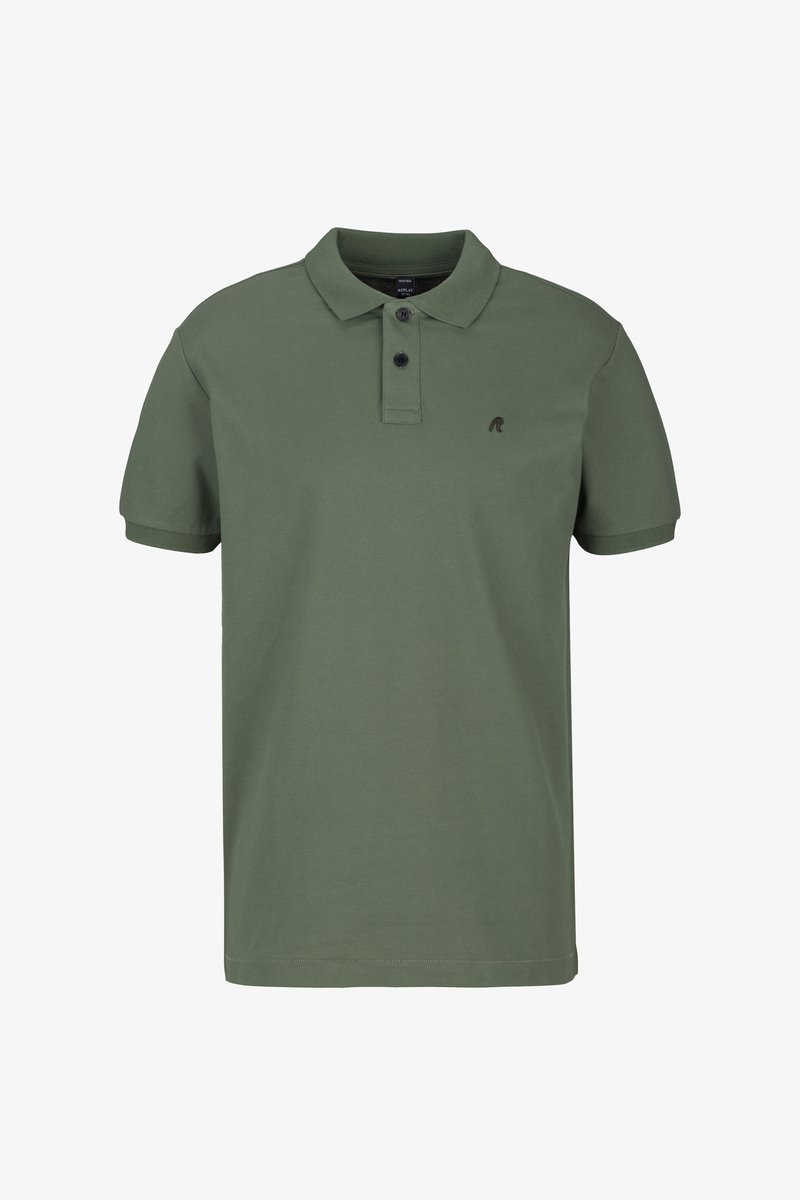 Kurzärmliges Poloshirt aus olivgrünem Baumwollstoff mit Kragen, drei-knopfiger Knopfleiste und kleinem schwarzen Logo auf der Brust.