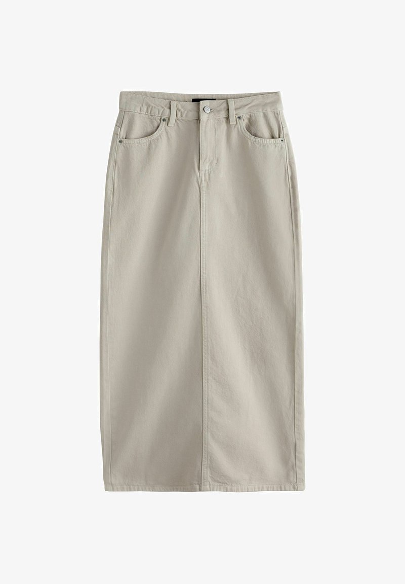 Jupe midi en denim beige avec poches avant, passants pour ceinture, fermeture par boutons et détail de couture centrale.