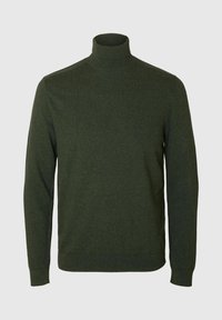 Unselected, forest night 