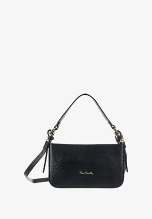 Borsa a mano in pelle nera con finitura texture, dotata di manico corto e tracolla regolabile. Accentatura del logo in tonalità oro sul davanti.