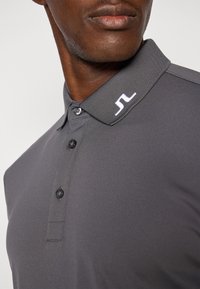 J.LINDEBERG Sports TOUR TECH - Pólóing - asphalt