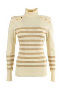 Maglione a collo alto color crema con strisce orizzontali beige, caratterizzato da quattro bottoni dorati sulle spalle e polsini e orlo ribattuti.