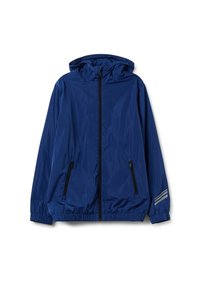 Blaues Windbreaker-Jackett mit Kapuze, Frontreißverschluss, elastischen Bündchen und zwei Seitentaschen; mit reflektierenden Streifen am linken Ärmel.