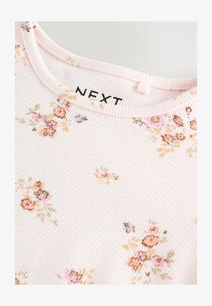 Tessuto rigato rosa chiaro con un motivo floreale nei toni del rosa e del marrone, caratterizzato da un collo rotondo e un'etichetta con la scritta 'NEXT'.
