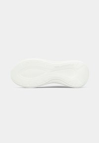 Sola de ténis brancos com um design texturizado, apresentando um logótipo em relevo e padrões de pisada distintos para tração. Material de borracha lisa.
