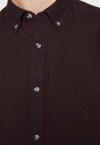 Only & Sons ONSMIKRO LIFE - Camisa - windsor wine