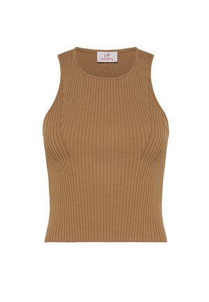 Maiou cropped fără mâneci din tricot cu dungi, de culoare maro cămilă, cu decolteu rotund și croială strâmtă, având o etichetă albă cu brandul DEHA pe partea interioară a gulerului.