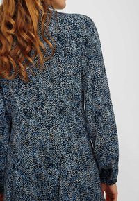 Nümph Sukienka koszulowa