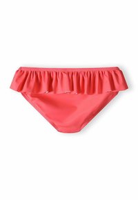 Bas de maillot de bain corail avec une taille froncée, fabriqué en tissu lisse. Présente une coupe ajustée, sans motifs ni accents supplémentaires.