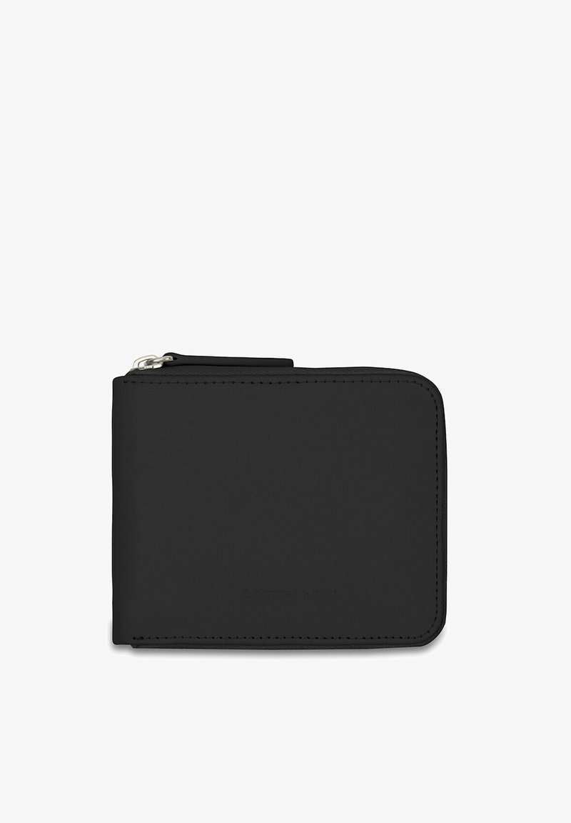 Portafoglio in pelle nera con texture liscia, chiusura con zip, forma rettangolare compatta e cuciture visibili lungo i bordi.