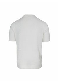 Maglione bianco a maniche corte in maglia con un motivo texturizzato, colletto rotondo e orlo aderente. Materiale morbido, design leggero e taglio classico.