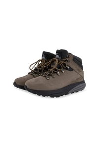 Wanderschuhe aus grauem Wildleder mit schwarzem Textilbund, Metallösen und braunen Schnürsenkeln. Strukturierte schwarze Gummisohle für besseren Halt.