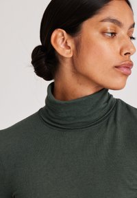 GAI+LISVA ANNA TURTLENECK - Paprasti marškinėliai - beluga