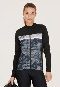 Långärmad cykeltröja med svart överdel och en lätt blå-gråmönstrad nedre del, med en hel dragkedja och "ENDURANCE"-logotyp.