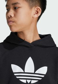 adidas Originals ADICOLOR CROP KIDS - Hoodie - black