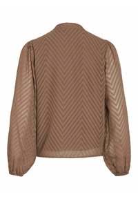 Blouse marron avec un motif chevron subtil, tissu transparent, manches longues bouffantes et col sans col. Design texturé pour un détail supplémentaire.