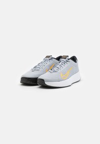 Nike Performance VAPOR LITE 2 - Teniški copati za različne podlage - wolf grey/laser orange/black