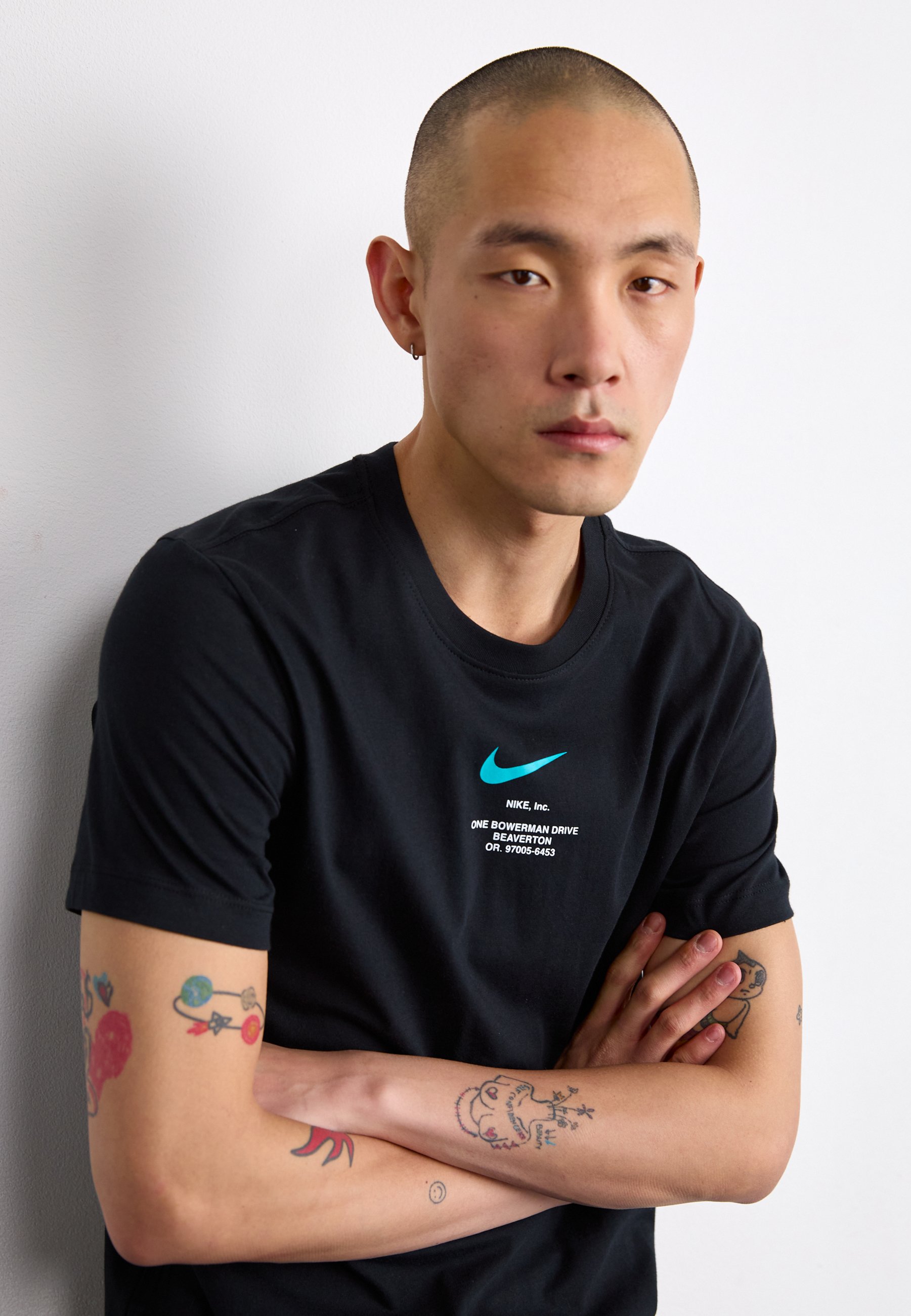 Nike Sportswear TEE - Print T-shirt - black/dusty cactus
