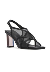 Zwarte slingback sandaal met mesh banden, een vierkante neus en een transparante blokhak. Sleek ontwerp met minimale hardwareaccenten.