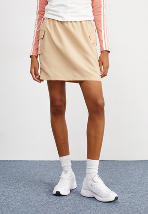 adidas Originals CARGO SKIRT - Trapecinis sijonas - magic beige