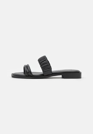 Mules - black