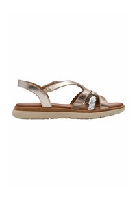 Sandales en or rose métallique avec plusieurs brides croisées, un accent tressé et une semelle beige rembourrée pour le confort.