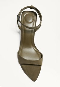 Bershka - Sandały