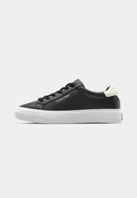 LACE UP - Baskets basses - black/white