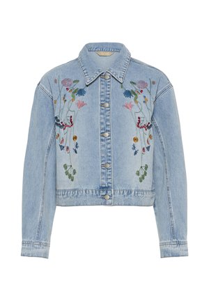 Veste en denim bleu clair avec broderie florale, dotée d'un col pointu, de manches longues et de boutons argentés sur le devant. Coupe courte.