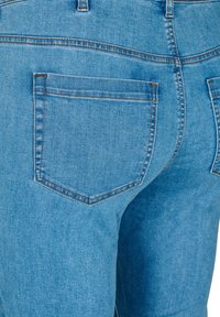 Zizzi AMY MIT HOHER TAILLE - Traperice uskog kroja - light blue