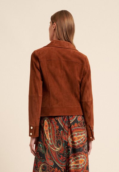 Luisa Spagnoli SACI - Usnjena jakna - terracotta