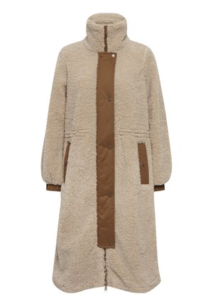 Beige Fleece-Mantel mit braunem Nylon-Frontpanel, hohem Kragen, elastischen Bündchen, seitlichen Taschen und geradem, knielangem Schnitt.