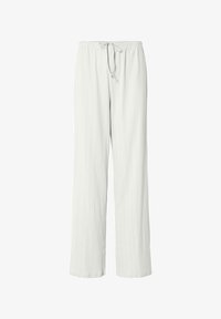 Non sélectionné, cloud dancer